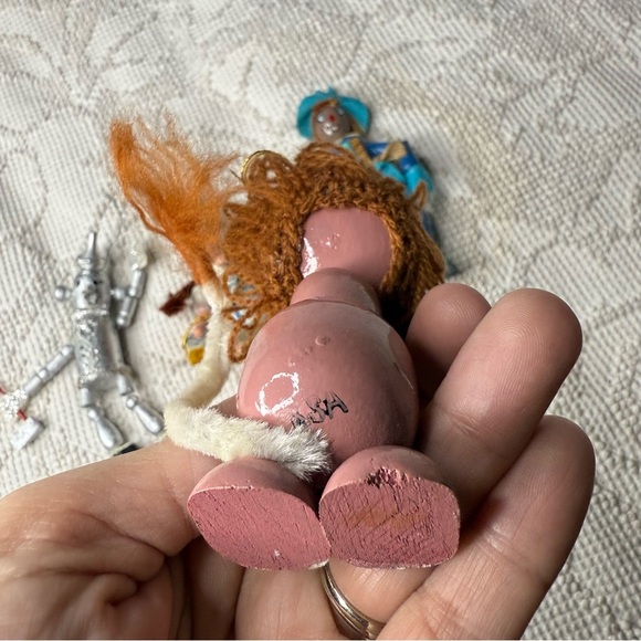 Vintage Kurt S. Adler Wizard of Oz wooden ornaments Dorothy Scarecrow Lion Tin M - Picture 13 of 16